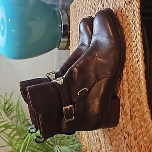 EUC MICHAEL Michael Kors chocolate brown Arley booties size 7.5